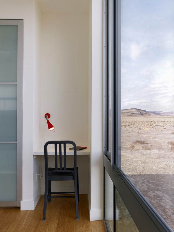 Rondolino Residence by nottoscale (10) Rondolino Residence by nottoscale 10 Absolute Comfort Shaping Nevada Desert Vacation Home