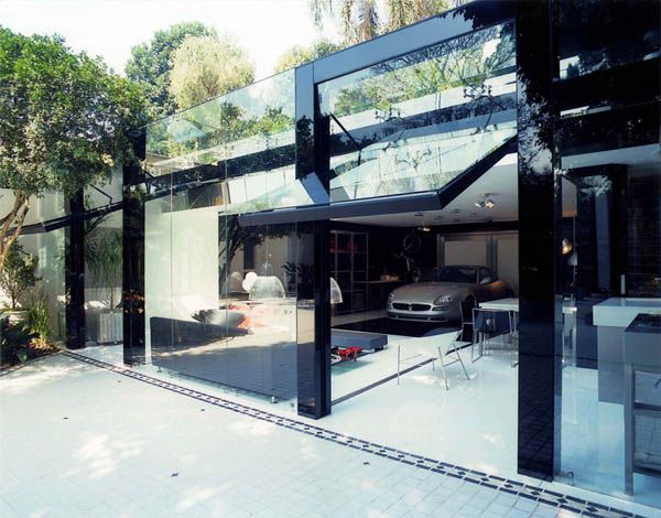 Modern Garage by Brunete Fraccaroli 1 Striking Transparency Showcased By A Modern Live In Garage